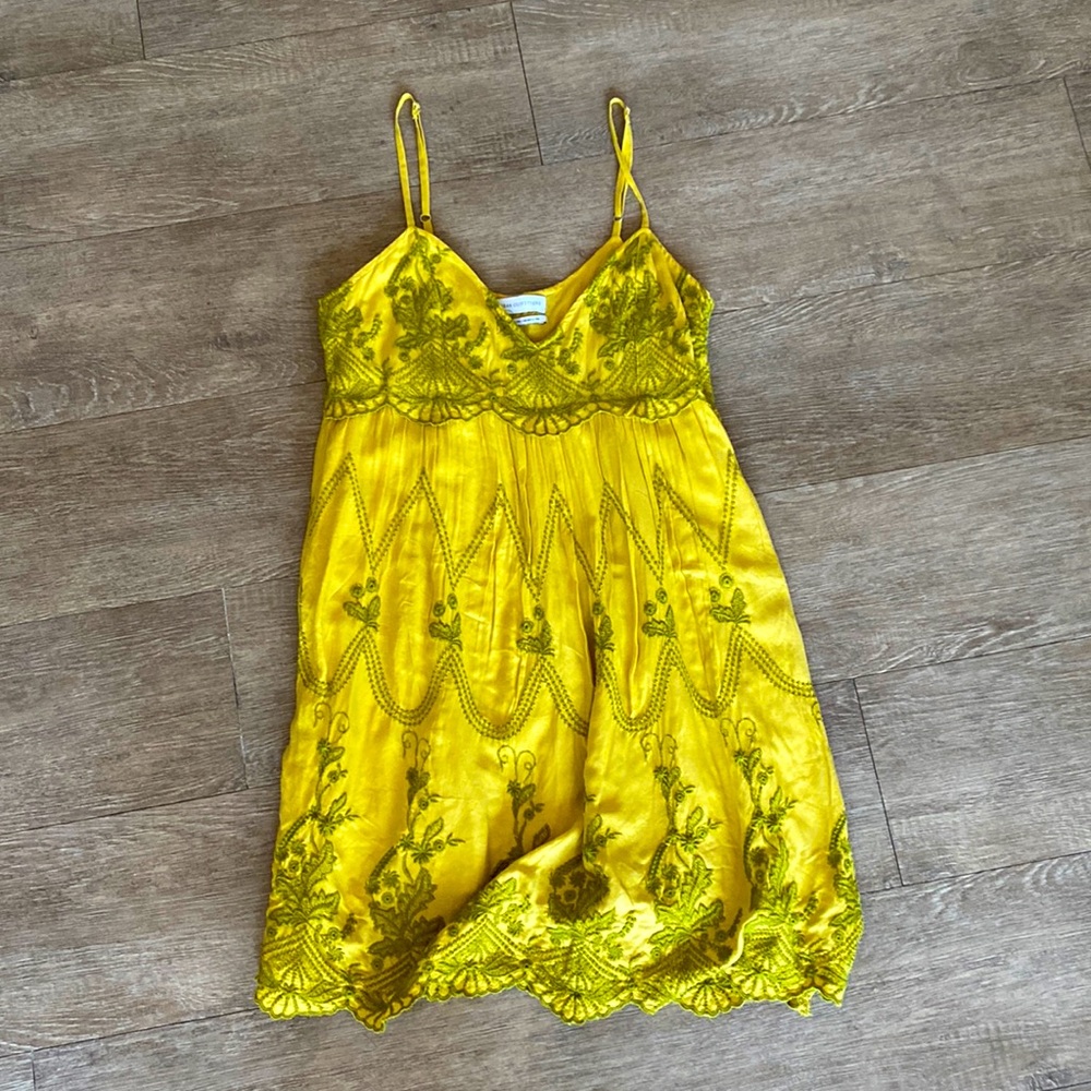Urban outfitters green dress size small
